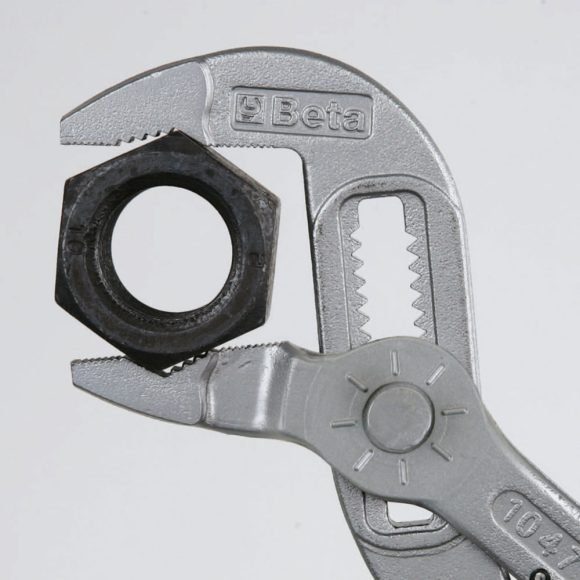 1047BM-240_3