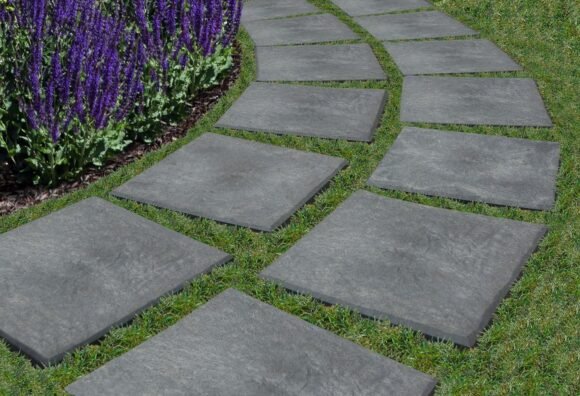 MH StompStone05
